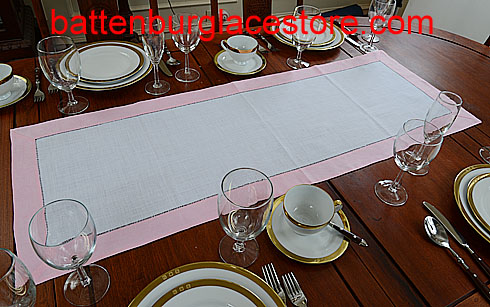 Table runner. White with Candy Pink. 16x45"